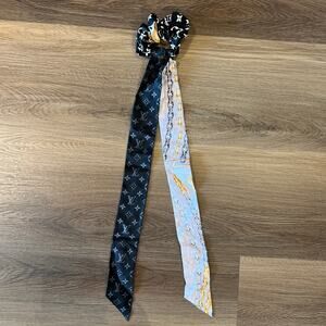 LOUIS VUITTON Be Mindful Pink Monogram Confidential Chouchou Silk Scrunchie